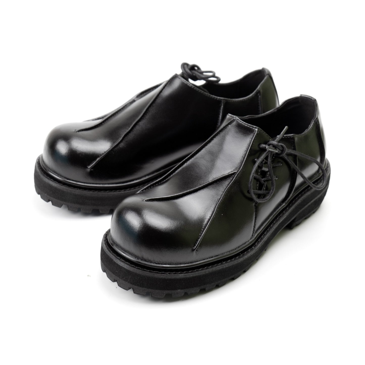C142 Ava Shoes