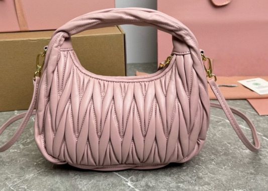 C127 miu	mini bag