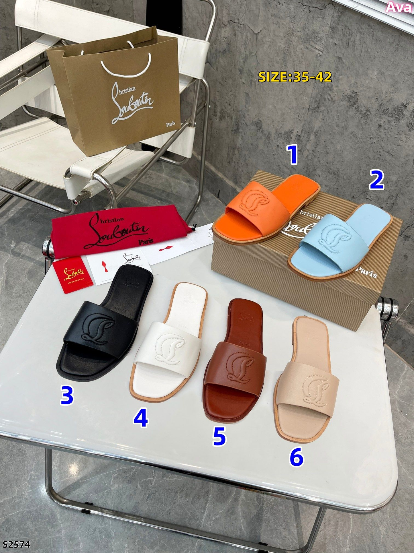 S2574 Christian Louboutin slippers
