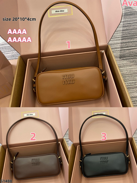 S1488 Miu Miu shoulder bag