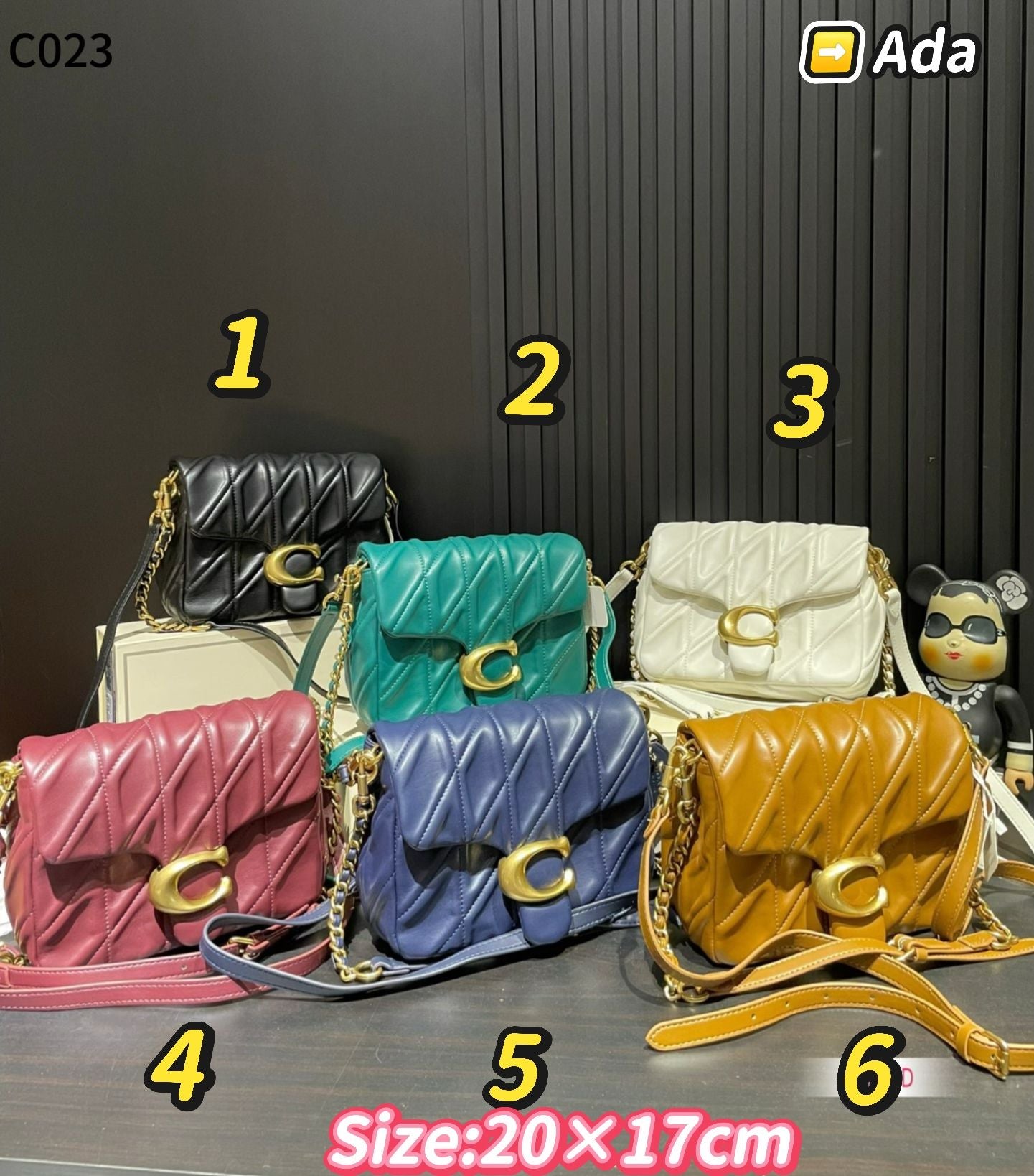 C023 COACH shoulder bag