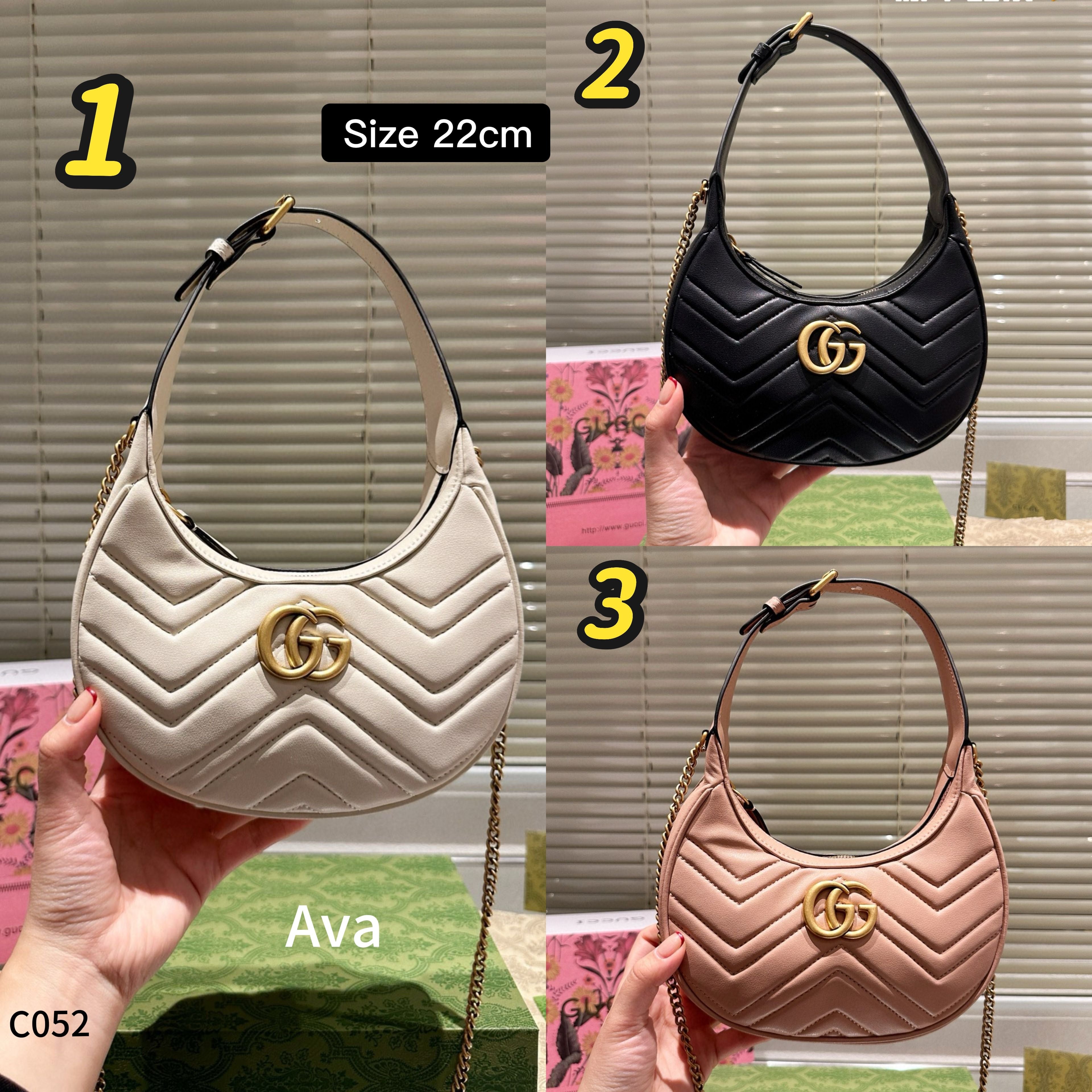 C052 Gucci Shoulder Bag