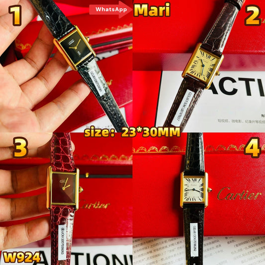 W924  wristwatch