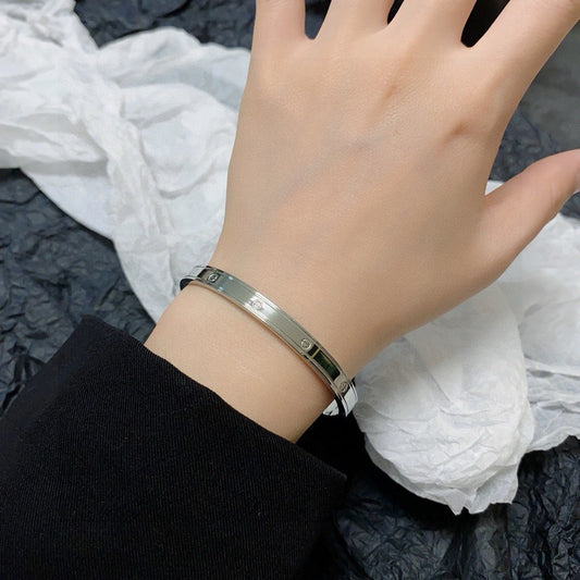 S313 Car narrow bracelet