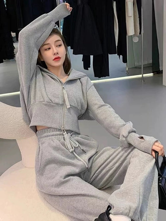 S611 Ava clothing
