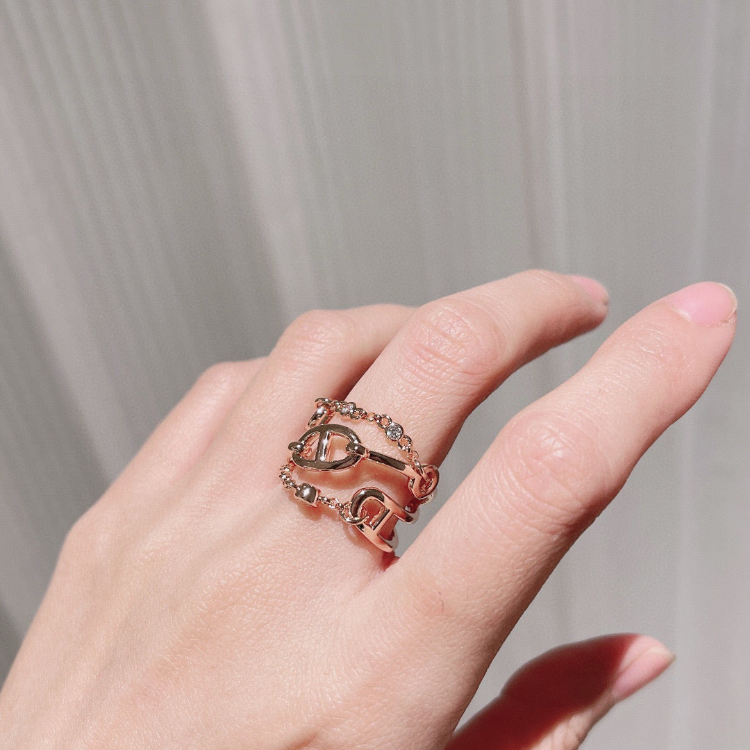 S093 Hermès ring
