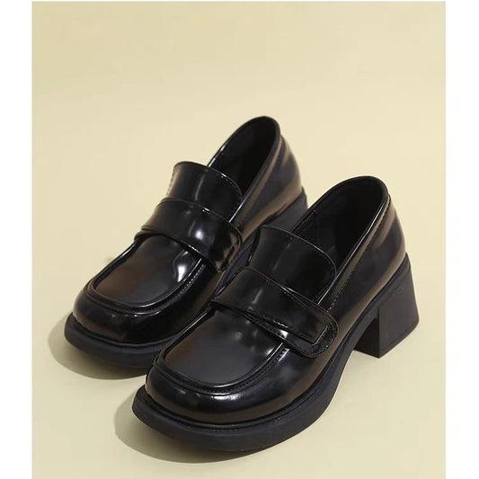 C100 Ava Shoes