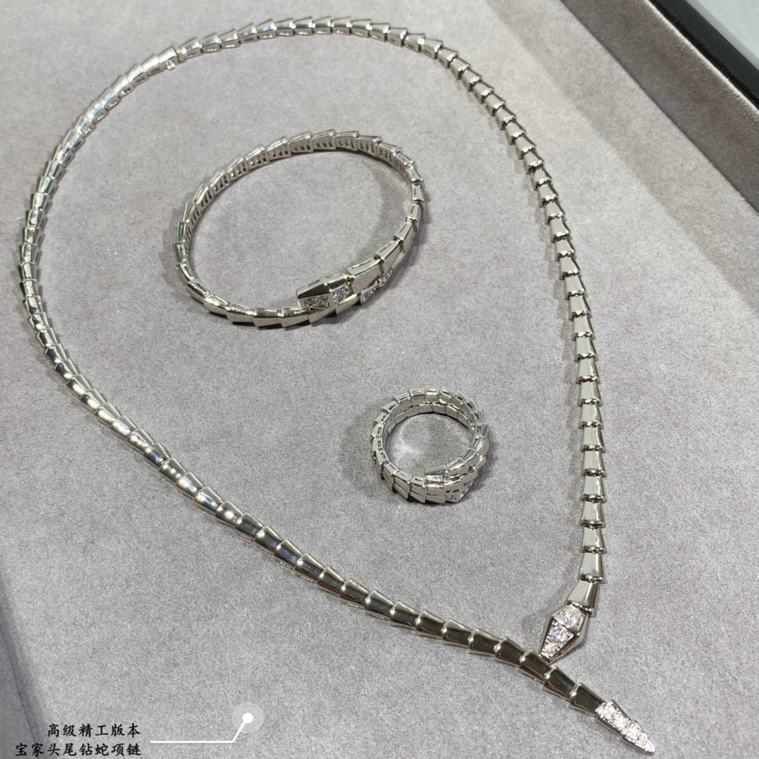 S871 Bulg necklace