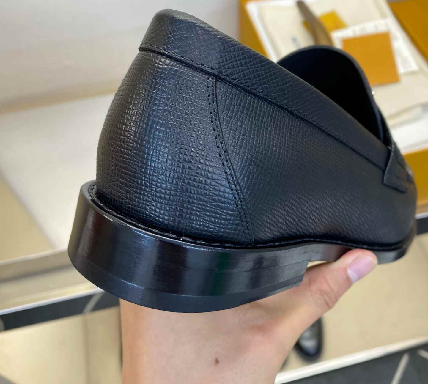 S1998 L Loafers