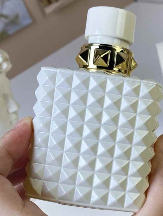S2446 VWomen's Perfume