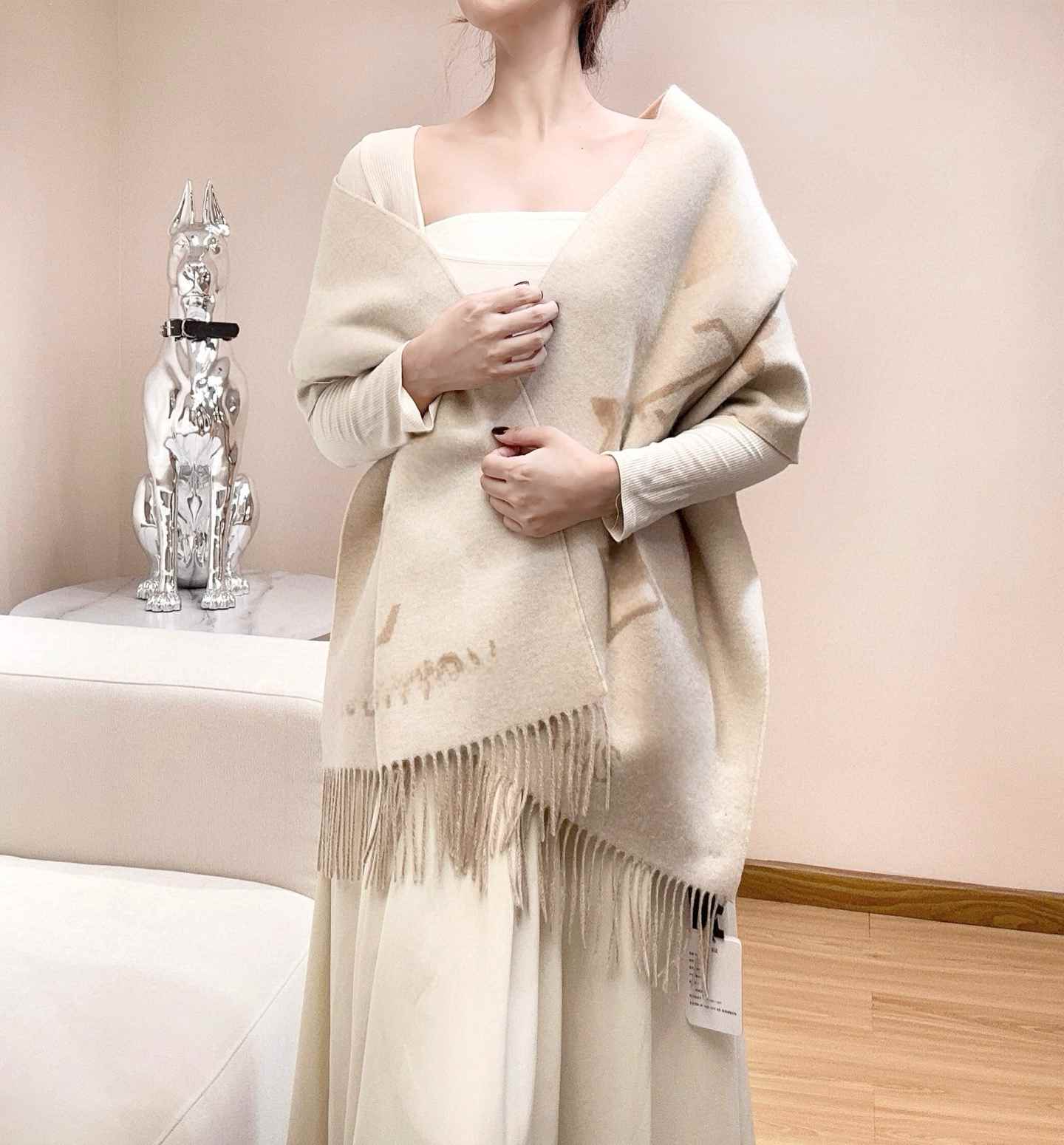 S1870 L cashmere scarf
