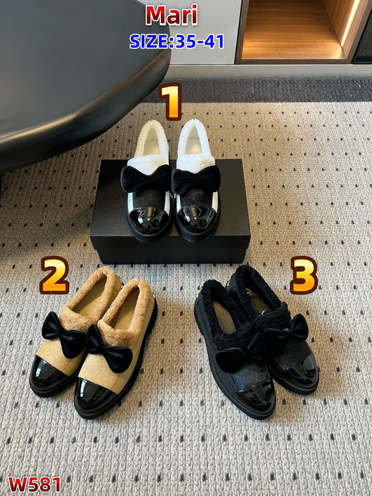 W581   Loafers