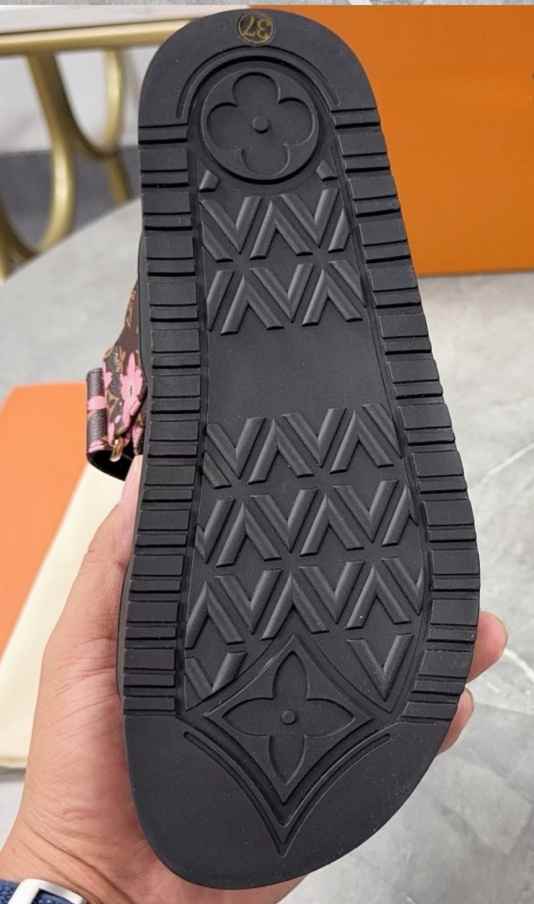 S1922 L sandals