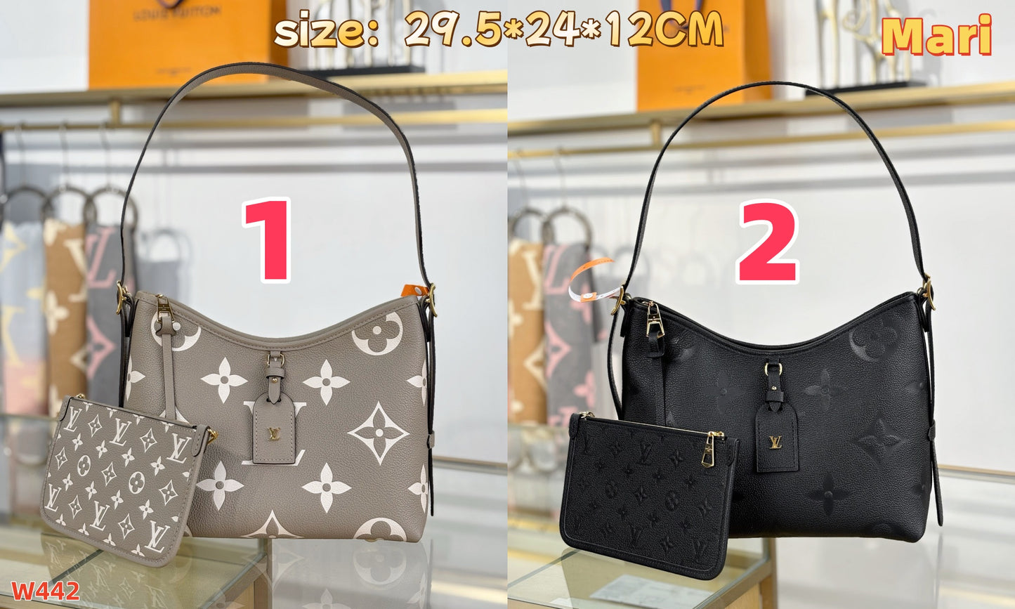 W442   Crescent Bag