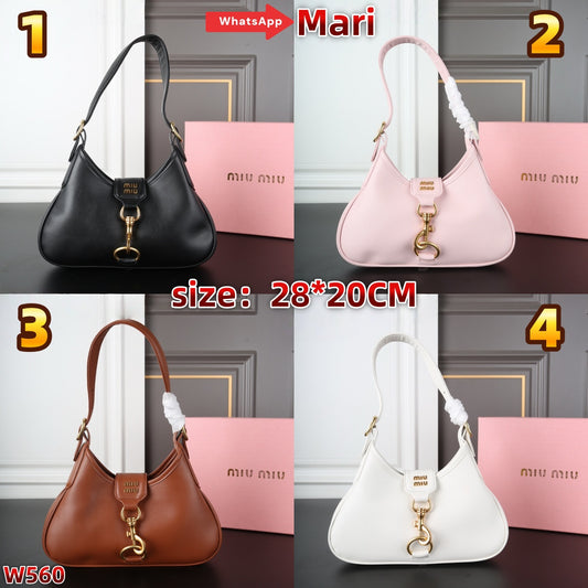 W560   underarm bag