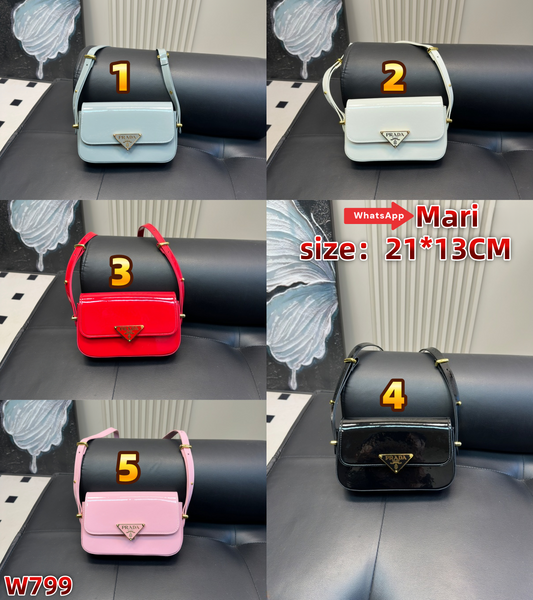 W799  shoulder bag