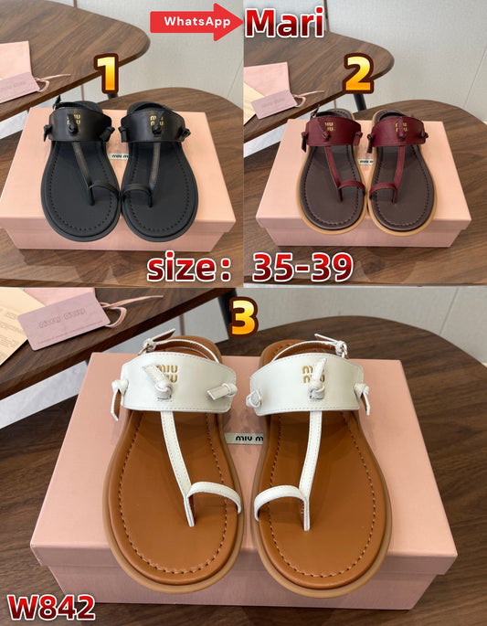 W842  flip-flops sandals