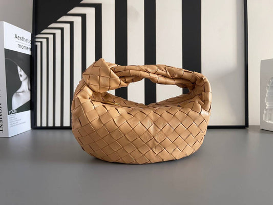 S910 Bv leather woven bag