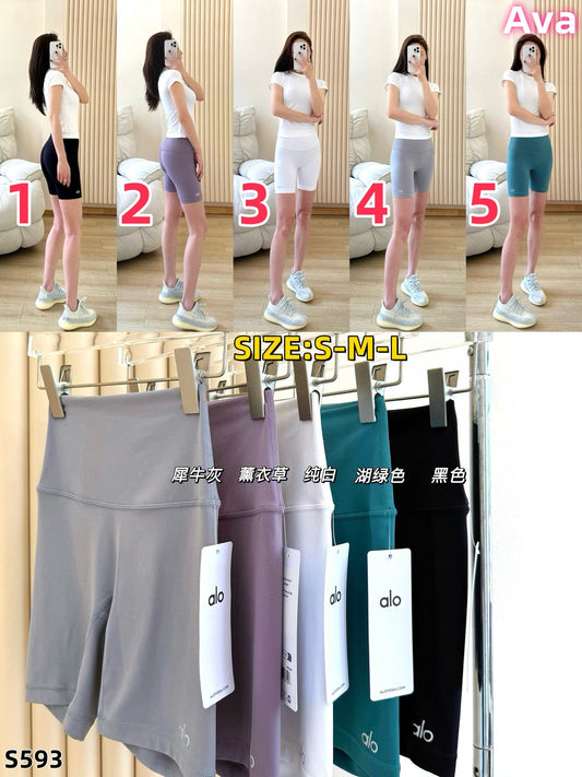 S593 alo yoga pants