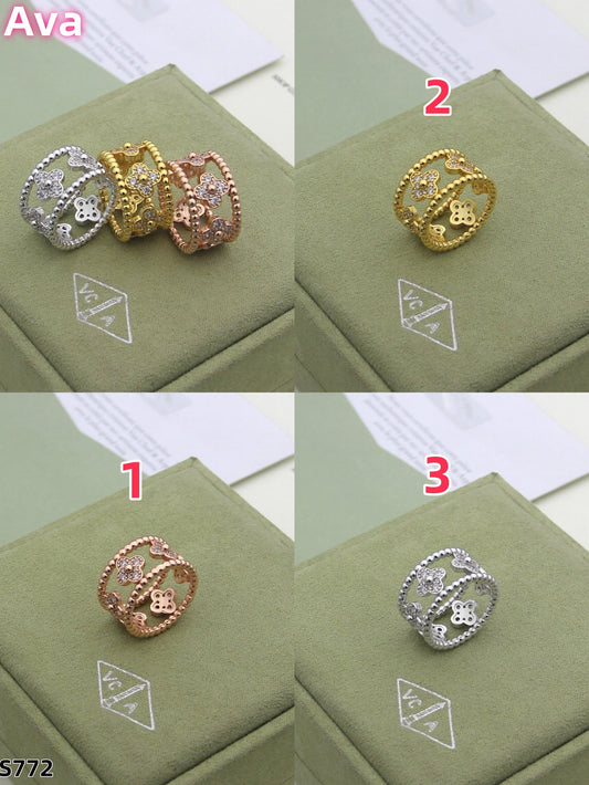 S772 Van Cleef & Arpels ring