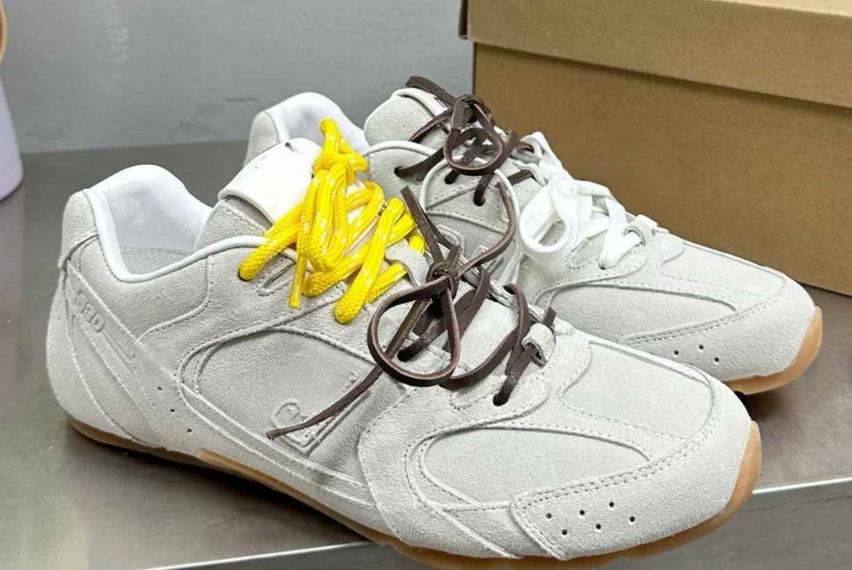C018 miu &  Balance shoes