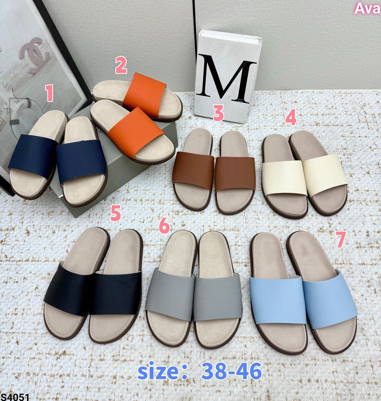 S4051 slipper man